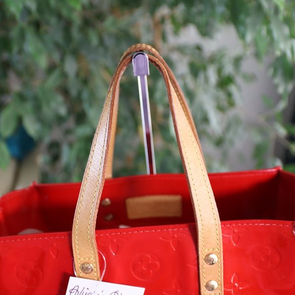 Louis Vuitton Red Patent Reade PM Small Tote - Picture 3 of 16